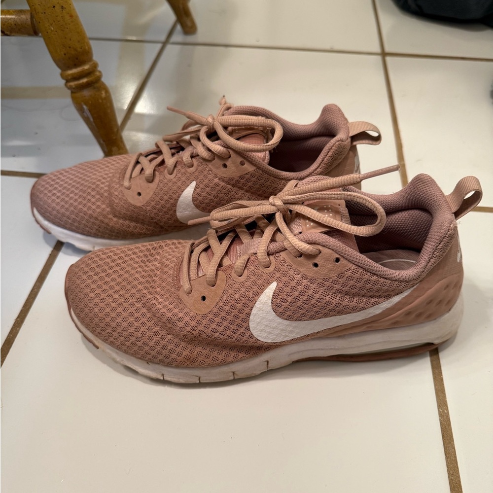 Nike Air shoes, size 9.5, pink